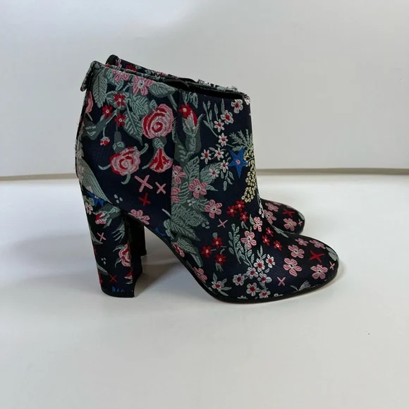 Sam Edelman Floral Embroidered Ankle Booties Block Heel Zip Sz 6.5 - Picture 3 of 16
